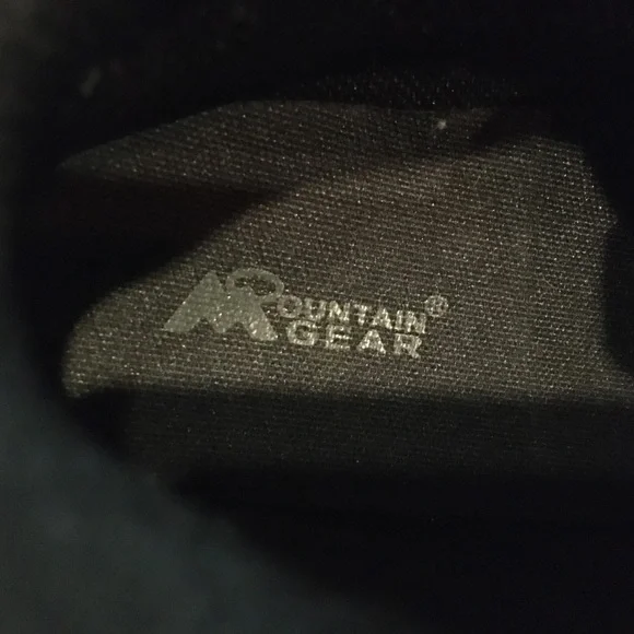 Mens Mountain Gear Boots - Picture 10 of 15